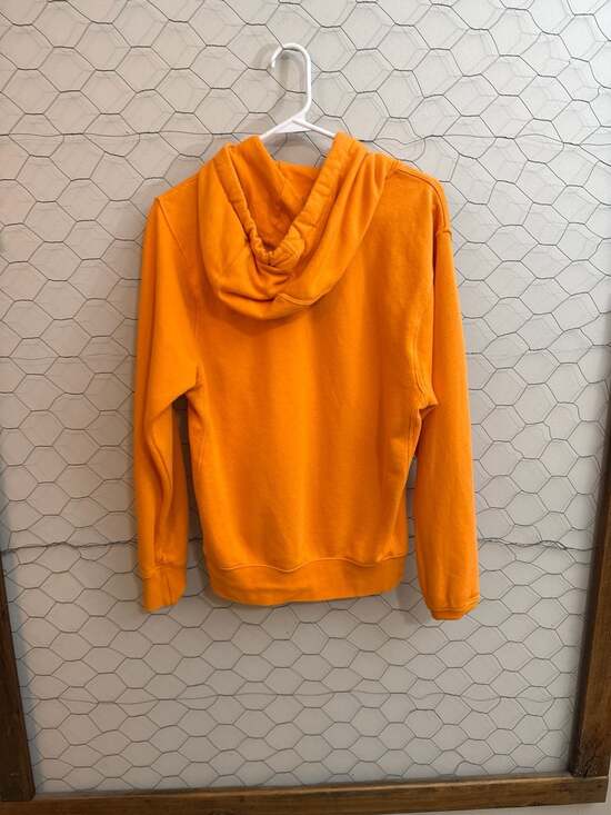 Nike - Picture 2 of 4